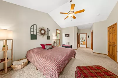 N63W23905  Terrace Dr #6, Sussex, WI 53089 - Photo 18