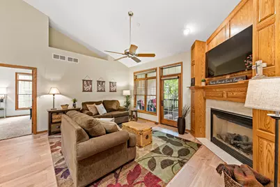 N63W23905  Terrace Dr #6, Sussex, WI 53089 - Photo 6
