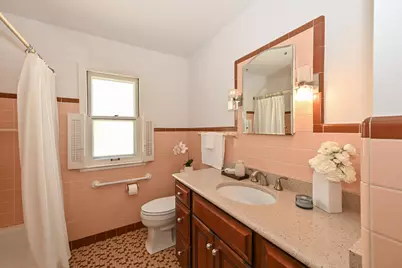 8526 W Clarke St, Wauwatosa, WI 53226 - Photo 22