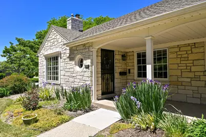8526 W Clarke St, Wauwatosa, WI 53226 - Photo 42