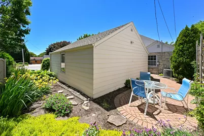 8526 W Clarke St, Wauwatosa, WI 53226 - Photo 48