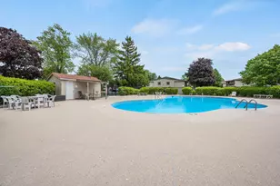 W170N11523 Armada Dr, Germantown, WI 53022 - Photo 16