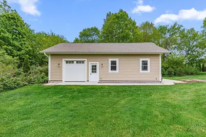 1004  Winnebago Cir, Richfield, WI 53033 - Photo 38