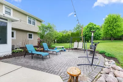 1004  Winnebago Cir, Richfield, WI 53033 - Photo 34
