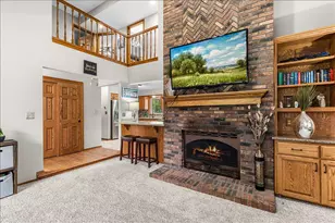 1004 Winnebago Cir, Richfield, WI 53033 - Photo 4