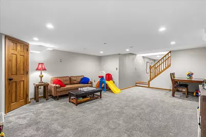 1004  Winnebago Cir, Richfield, WI 53033 - Photo 30