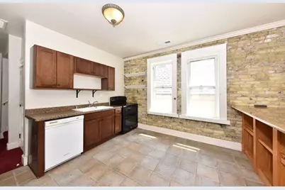 2772 N Bremen St, Milwaukee, WI 53212 - Photo 6