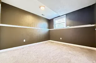 8885 N 70th St, Milwaukee, WI 53223 - Photo 8