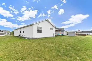 1337 Tower Hill Pass, Whitewater, WI 53190 - Photo 20