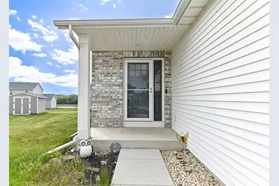 1337  Tower Hill Pass, Whitewater, WI 53190 - Photo 2