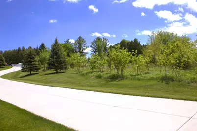 Lt5 S Manor Ct, Germantown, WI 53022 - Photo 12