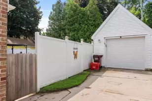 1709 Waldo Blvd, Manitowoc, WI 54220 - Photo 20