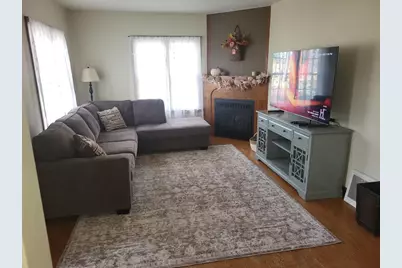 1709  Waldo Blvd, Manitowoc, WI 54220 - Photo 4