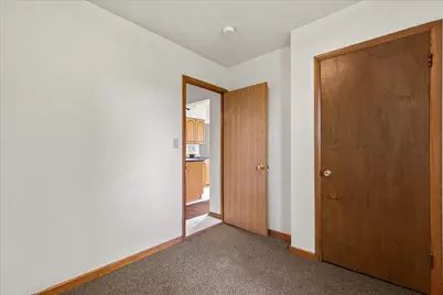 469  Meadowlark Ct, West Bend, WI 53090 - Photo 16