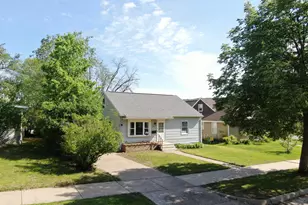 2159 Farnam St, La Crosse, WI 54601 - Photo 4
