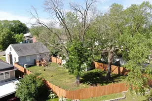 2159 Farnam St, La Crosse, WI 54601 - Photo 6