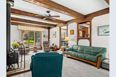 2014  Lexington Dr, Manitowoc, WI 54220 - Photo 34
