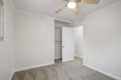 3220 S 72nd St, Milwaukee, WI 53219 - Photo 12