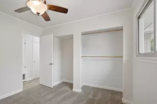 3220 S 72nd St, Milwaukee, WI 53219 - Photo 10
