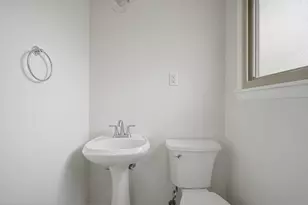 3220 S 72nd St, Milwaukee, WI 53219 - Photo 8