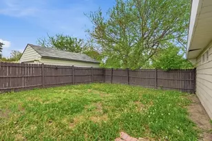 3220 S 72nd St, Milwaukee, WI 53219 - Photo 20