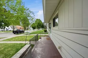 3220 S 72nd St, Milwaukee, WI 53219 - Photo 18