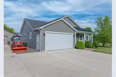 N1682  Washington Ave, Linn, WI 53147 - Photo 8