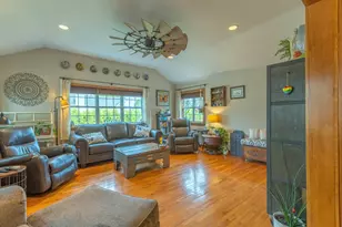N1682 Washington Ave, Lake Geneva, WI 53147 - Photo 22