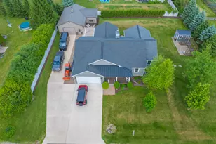 N1682 Washington Ave, Lake Geneva, WI 53147 - Photo 2