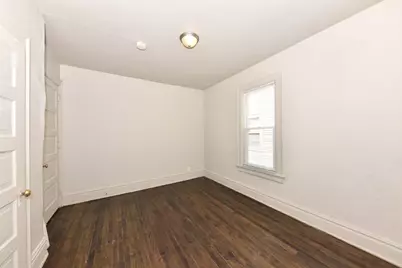 2932 N Holton St #Lower, Milwaukee, WI 53212 - Photo 8