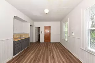 2932 N Holton St, Milwaukee, WI 53212 - Photo 6