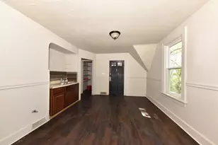 2932 N Holton St, Milwaukee, WI 53212 - Photo 6