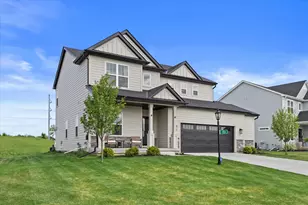 2906 Yahara Dr, Summit, WI 53066 - Photo 4