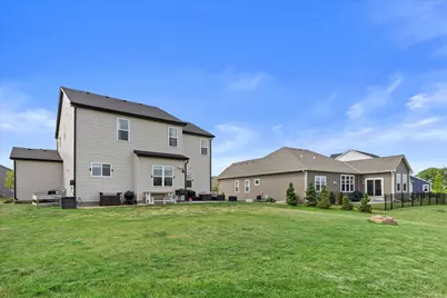2906  Yahara Dr, Summit, WI 53066 - Photo 42