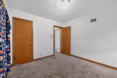 4147 N 39th St, Milwaukee, WI 53216 - Photo 14