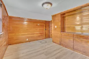 1813 Washington Ave, Sheboygan, WI 53081 - Photo 18
