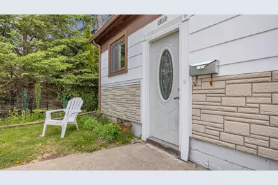 1813  Washington Ave #1817, Sheboygan, WI 53081 - Photo 6