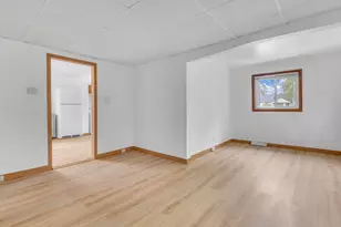 1813 Washington Ave, Sheboygan, WI 53081 - Photo 12
