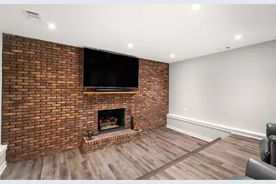 7539 W View Dr, Racine, WI 53185 - Photo 30