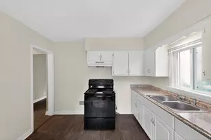 4465 N 64th St, Milwaukee, WI 53218 - Photo 10