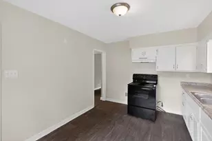 4465 N 64th St, Milwaukee, WI 53218 - Photo 8