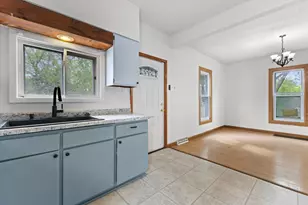 1815 Marquette St, Racine, WI 53402 - Photo 10
