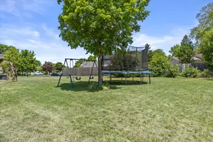 7360 W Brunn Dr, Franklin, WI 53132 - Photo 52