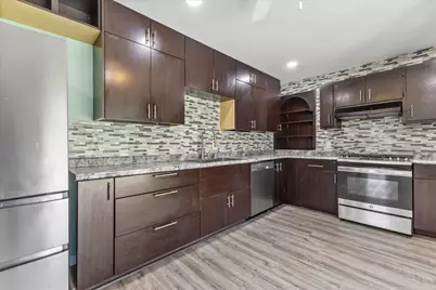 7360 W Brunn Dr, Franklin, WI 53132 - Photo 8