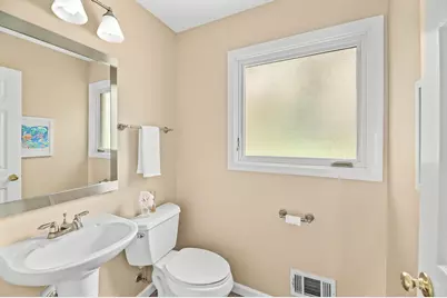 12955  Dunwoody Dr, Elm Grove, WI 53122 - Photo 18