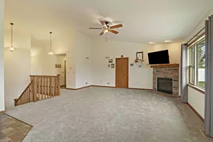 9432 Hawthorne Dr, Sturtevant, WI 53177 - Photo 8