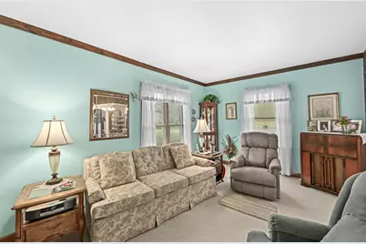 3664 S Whitnall Ave, Milwaukee, WI 53207 - Photo 4