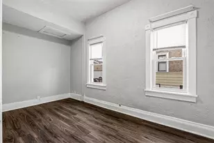 716 St James St, La Crosse, WI 54603 - Photo 10
