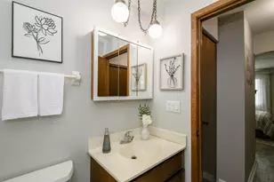 1618 S 115 Ct, West Allis, WI 53214 - Photo 22