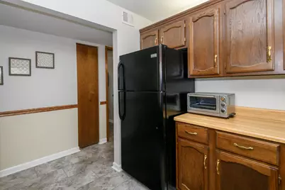 1618 S 115th Unit 302 Ct, West Allis, WI 53214 - Photo 12